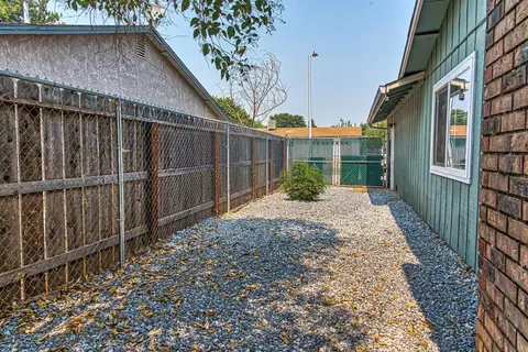 2401 Venus Way, Redding, CA 96002 photo 35