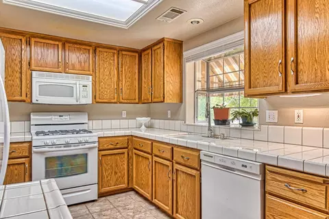 3052 Stonecrest Pl, Redding, CA 96001 photo 13