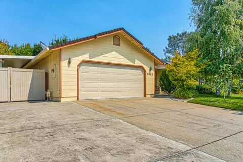 3052 Stonecrest Pl, Redding, CA 96001 photo 3