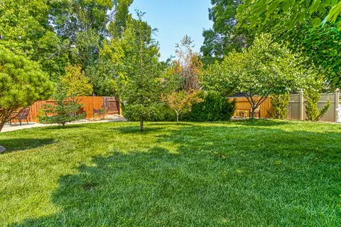3052 Stonecrest Pl, Redding, CA 96001 photo 42