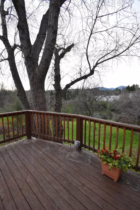 3712 Rosita Dr, Redding, CA 96001 photo 34
