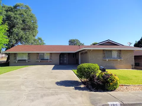 105 Robin St, Red Bluff, CA 96080 photo 1