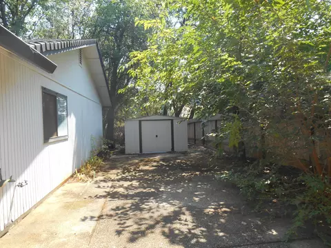 1553 Morningsun Dr, Redding, CA 96002 photo 11