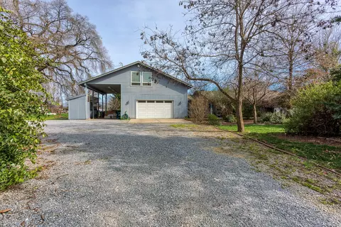5599 Riverland Dr, Anderson, CA 96007 photo 1