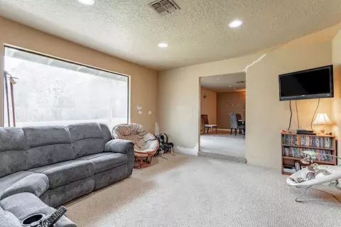 19282 Hollow Ln, Redding, CA 96003 photo 5