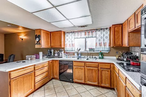 19282 Hollow Ln, Redding, CA 96003 photo 6