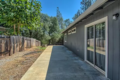 1461 Murieta Loop, Redding, CA 96002 photo 19