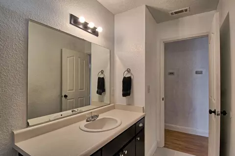 1461 Murieta Loop, Redding, CA 96002 photo 17