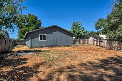 1461 Murieta Loop, Redding, CA 96002 photo 22