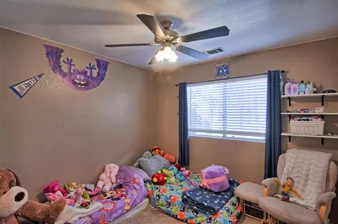 1983 Saltu Dr, Redding, CA 96002 photo 23