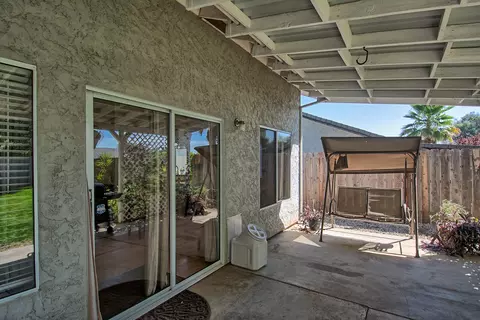 1983 Saltu Dr, Redding, CA 96002 photo 32