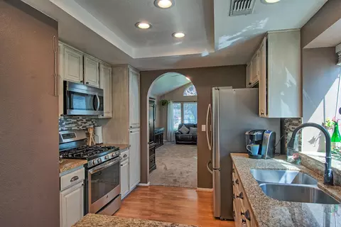 1983 Saltu Dr, Redding, CA 96002 photo 12