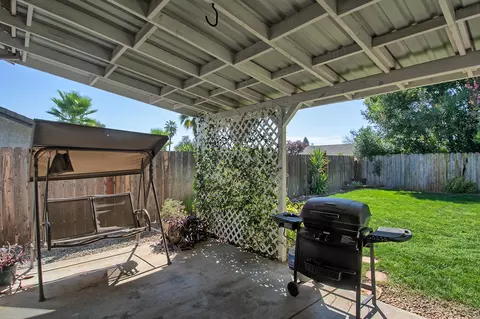 1983 Saltu Dr, Redding, CA 96002 photo 31