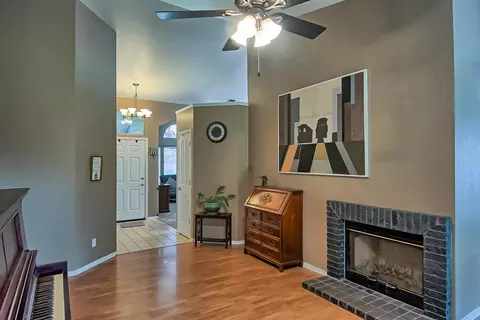 1983 Saltu Dr, Redding, CA 96002 photo 8