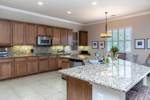 553 Rivercrest Pkwy, Redding, CA 96002 photo 35