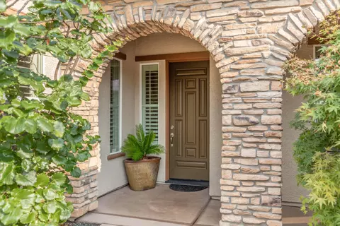 553 Rivercrest Pkwy, Redding, CA 96002 photo 7