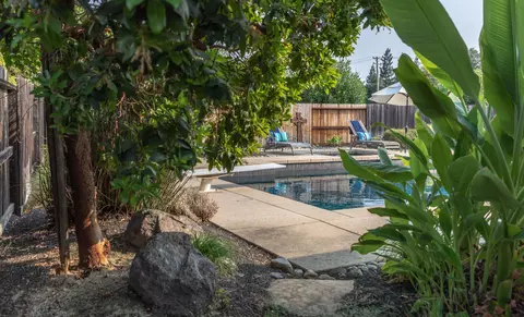 553 Rivercrest Pkwy, Redding, CA 96002 photo 15