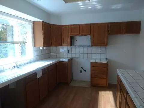 2215 Kathleen Way, Redding, CA 96003 photo 11