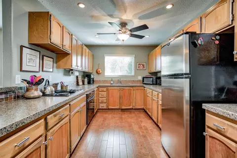 2259 Alameda Ave, Redding, CA 96001 photo 10