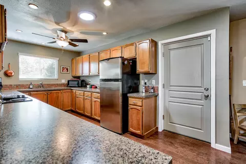 2259 Alameda Ave, Redding, CA 96001 photo 9