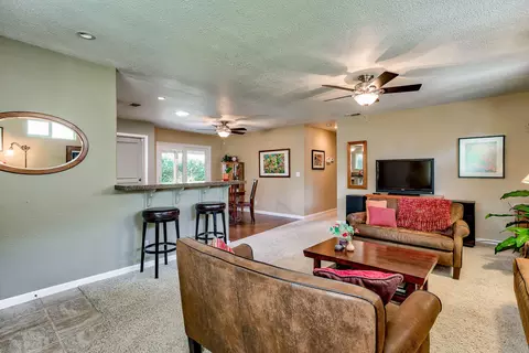 2259 Alameda Ave, Redding, CA 96001 photo 5