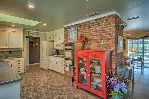 2959 Sacramento Dr, Redding, CA 96001 photo 17