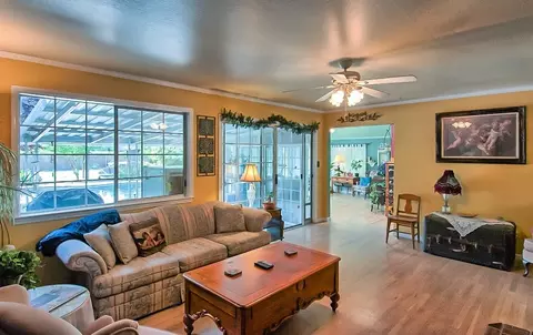 2959 Sacramento Dr, Redding, CA 96001 photo 6