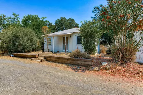 1326 Magnolia Ave, Redding, CA 96001 photo 3