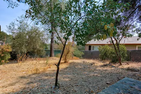 1326 Magnolia Ave, Redding, CA 96001 photo 25