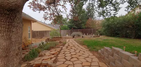 2255 Wicklow St, Redding, CA 96001 photo 6