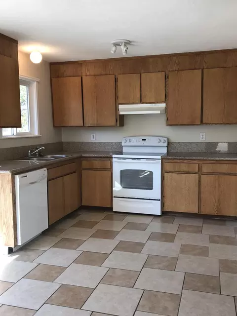 925 Aloha St, Red Bluff, CA 96080 photo 7