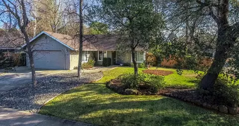 1288 Edgewood Dr, Redding, CA 96003 photo 3