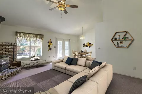 1288 Edgewood Dr, Redding, CA 96003 photo 6