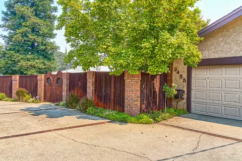 3455 Hillcrest St, Redding, CA 96001 photo 9
