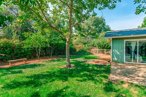 3730 Bembow Dr, Redding, CA 96002 photo 15