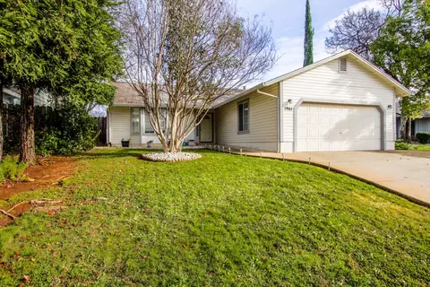 1961 Trumpet Dr, Redding, CA 96003 photo 1