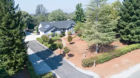 12580 Glide Way, Redding, CA 96003 photo 1