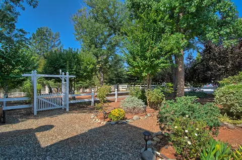 12580 Glide Way, Redding, CA 96003 photo 31