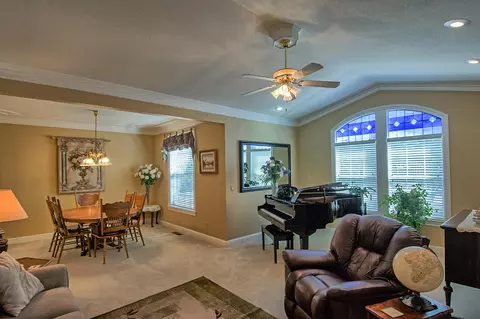 12580 Glide Way, Redding, CA 96003 photo 5