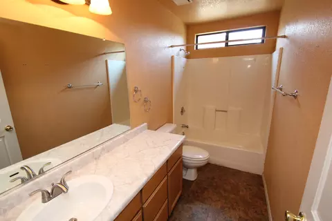 850 Tanglewood Dr, Redding, CA 96003 photo 13
