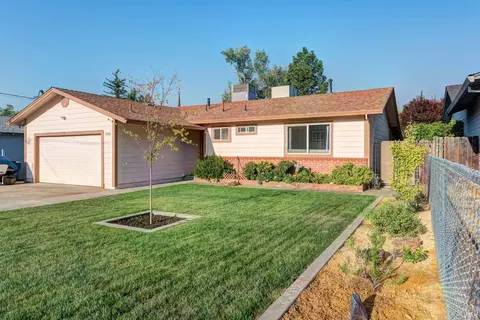 2882 Robert Ct, Redding, CA 96002 photo 2