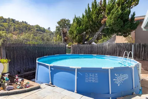 3265 Sunset Dr, Redding, CA 96001 photo 14