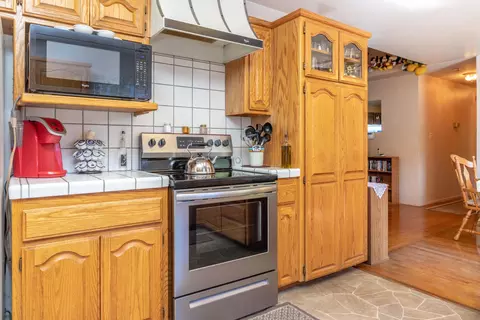 3265 Sunset Dr, Redding, CA 96001 photo 7