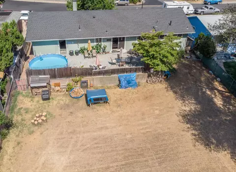 3265 Sunset Dr, Redding, CA 96001 photo 20