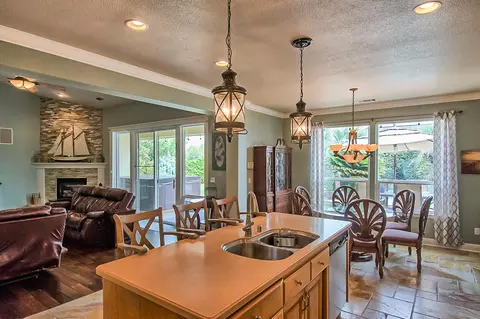 4015 Silver Lace Ln, Redding, CA 96001 photo 28