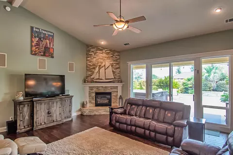 4015 Silver Lace Ln, Redding, CA 96001 photo 6