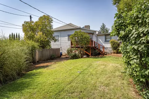 1623 Willis St, Redding, CA 96001 photo 10