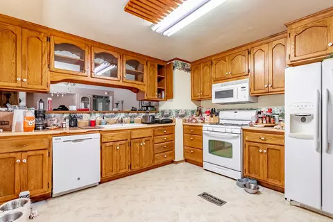 10259 Abernathy Ln, Redding, CA 96003 photo 8