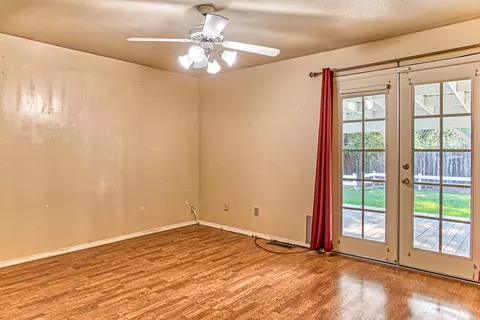 438 Agate Way, Redding, CA 96003 photo 17