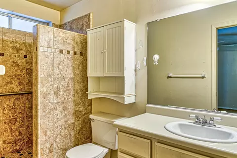 438 Agate Way, Redding, CA 96003 photo 20
